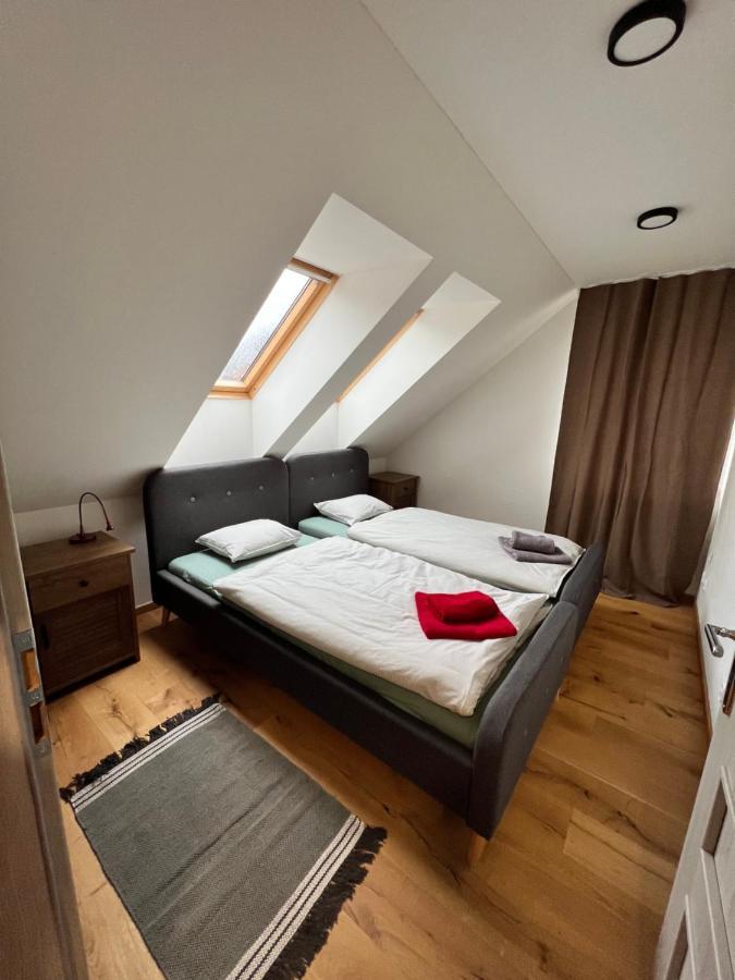 Apartman Juh ตาเล ภายนอก รูปภาพ